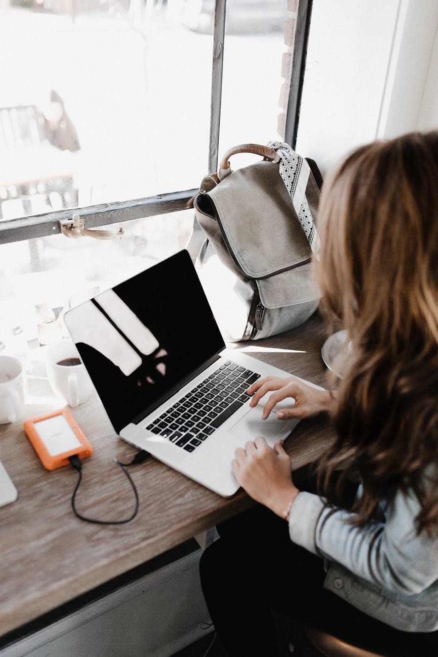 Is Writing Career Dead? Why AI Hasn’t Killed the Pen (Yet)